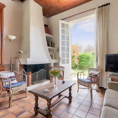 Grande Maison Pour 11 Avec Jardin - 70m Plage Casa de Férias *